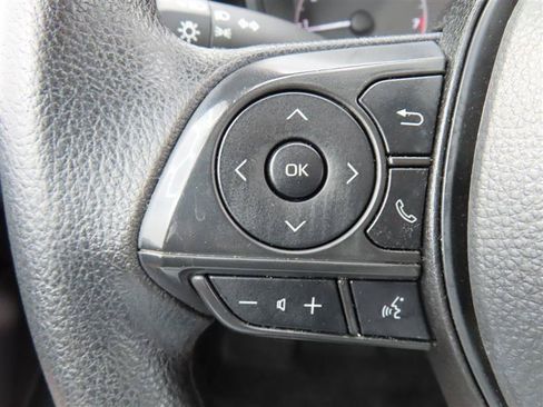 Used 2025 Toyota Corolla LE FWD image 18