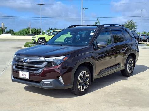 Certified 2026 Subaru Forester Premium AWD/4WD image 3