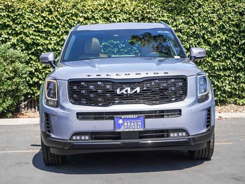 Used 2022 Kia Telluride SX w/ Nightfall Edition Package AWD/4WD image 2