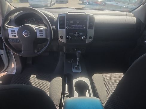 Used 2021 Nissan Frontier SV image 7