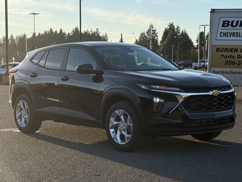 New 2026 Chevrolet Trax LS w/ LS Convenience Package image 7