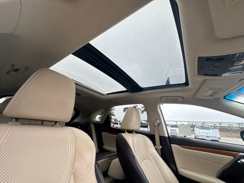 Used 2017 Lexus RX 350 FWD w/ Premium Package image 17