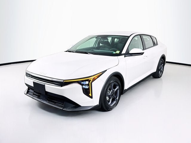 New 2026 Kia K4 FWD image 1