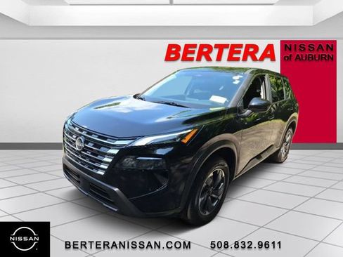 Used 2026 Nissan Rogue SV AWD/4WD image 5