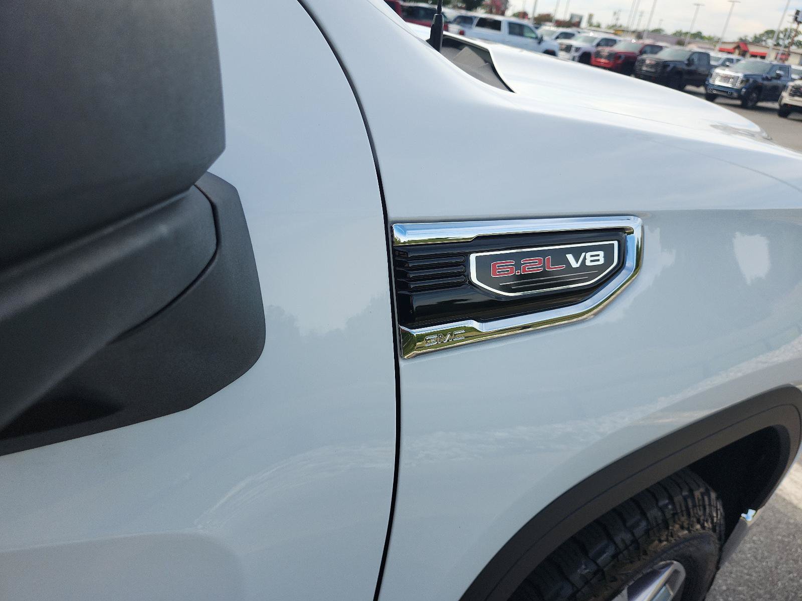 Certified 2024 GMC Sierra 1500 SLT w/ SLT Premium Plus Package AWD/4WD image 9
