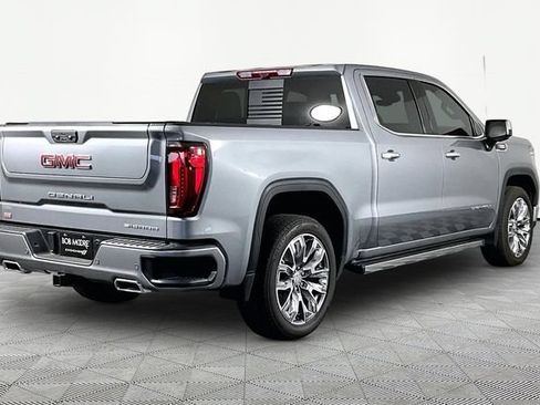 Used 2025 GMC Sierra 1500 Denali w/ Denali Reserve Package AWD/4WD image 5