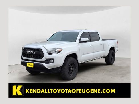 Used 2021 Toyota Tacoma SR5 image 1