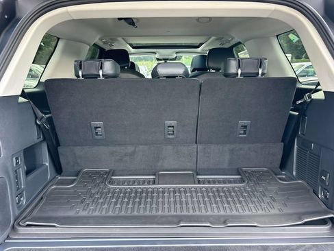 New 2027 Lincoln Navigator Reserve AWD/4WD image 12