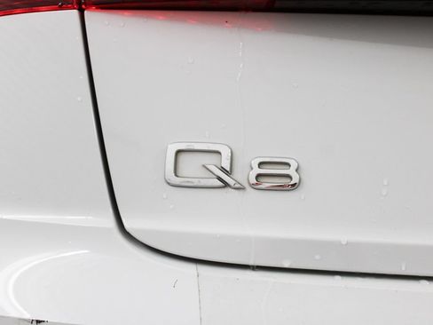 Used 2019 Audi Q8 Premium Plus w/ Premium Plus AWD/4WD image 30