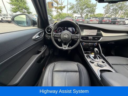 Used 2024 Alfa Romeo Giulia Ti w/ Active Assist Plus Package AWD/4WD image 19