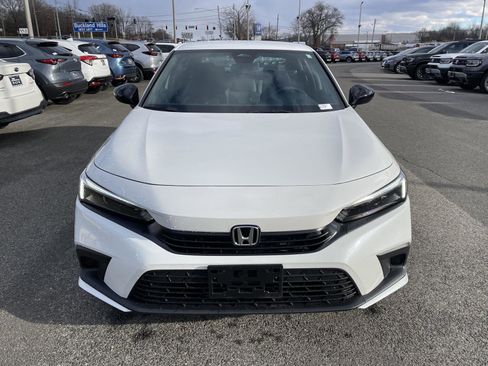 Used 2023 Honda Civic Sport image 16