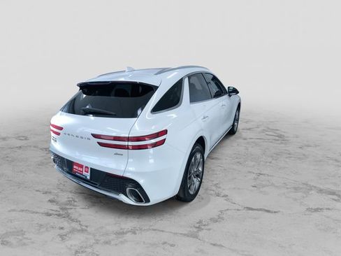 Used 2023 Genesis GV70 2.5T w/ Select Package image 10