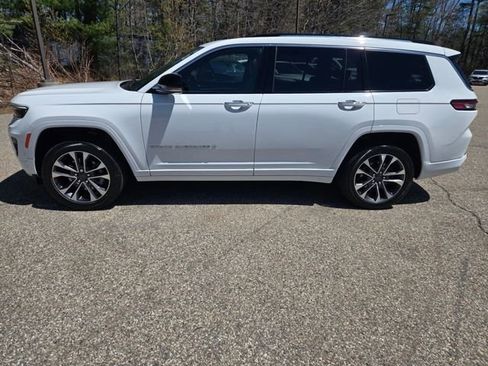 Used 2023 Jeep Grand Cherokee L Overland AWD/4WD image 2