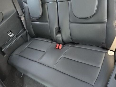 Used 2023 Ford Explorer XLT w/ Equipment Group 202A AWD/4WD image 6