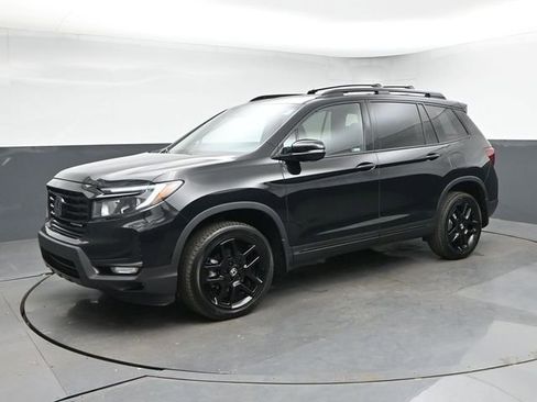 Used 2024 Honda Passport Black Edition image 4