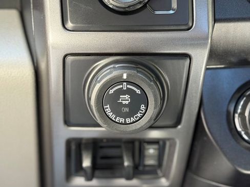 Used 2019 Ford F150 XLT w/ Equipment Group 302A Luxury AWD/4WD image 15