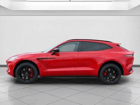 Used 2023 Aston Martin DBX AWD/4WD image 8