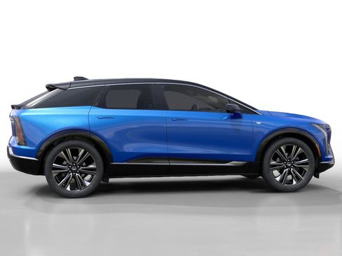 New 2026 Cadillac Optiq Luxury 2 RWD image 5