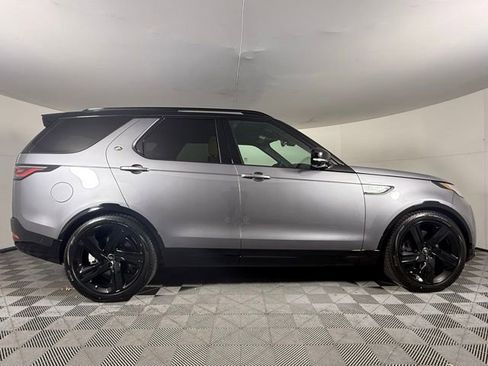 New 2026 Land Rover Discovery Limited Edition image 9