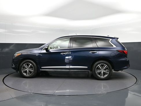 Used 2019 INFINITI QX60 Luxe w/ Essential Package FWD image 4