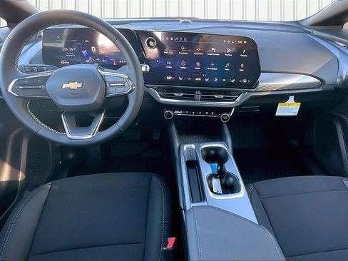 New 2026 Chevrolet Equinox EV LT w/ Comfort Package image 2