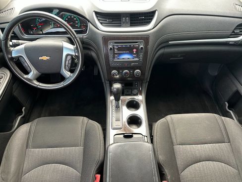 Used 2015 Chevrolet Traverse LT w/ Style and Technology Package FWD image 14