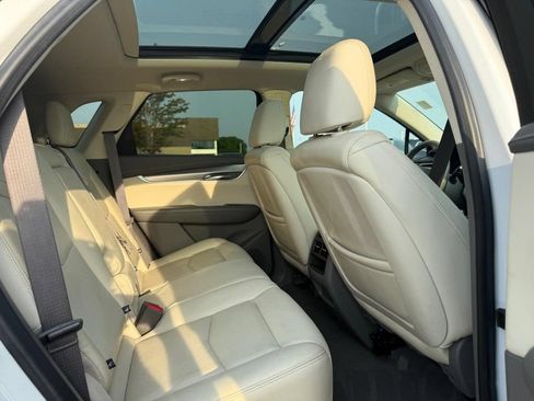 Used 2018 Cadillac XT5 Luxury FWD image 10