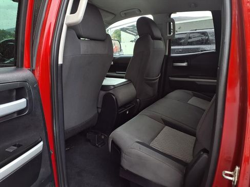 Used 2017 Toyota Tundra SR5 image 18