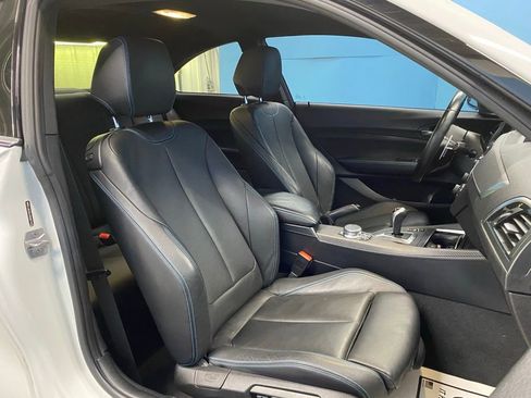 Used 2018 BMW M2 image 37