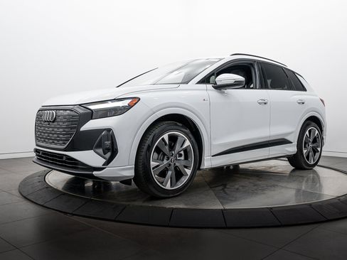 Certified 2025 Audi Q4 e-tron Premium Plus w/ Premium Plus AWD/4WD image 7
