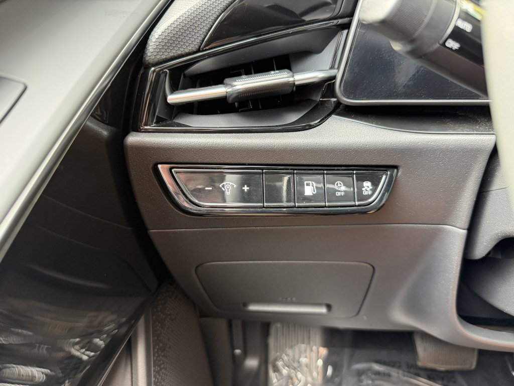 Used 2023 Kia Niro EX FWD image 27