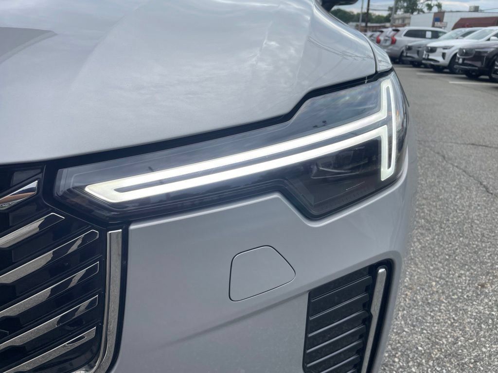 Used 2025 Volvo XC90 B6 Plus AWD/4WD image 9