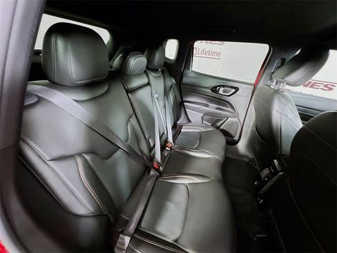 Used 2022 Jeep Compass Limited image 28