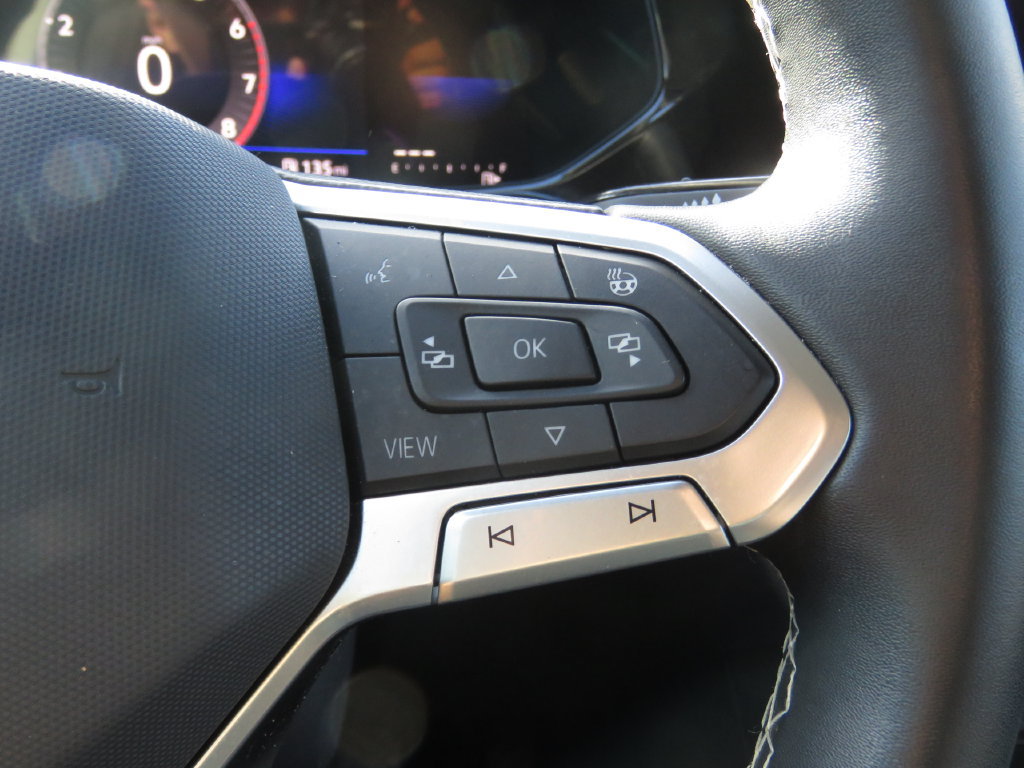 Used 2023 Volkswagen Taos SE AWD/4WD image 22