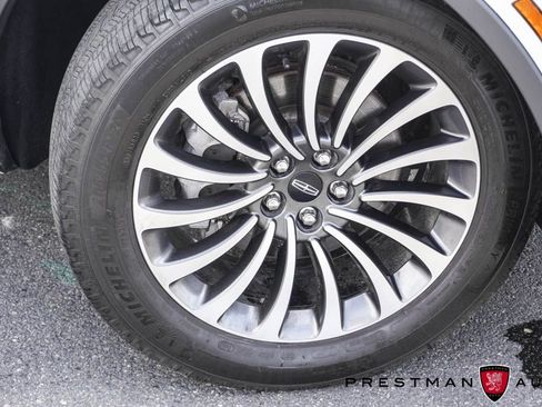 Used 2020 Lincoln Aviator Reserve w/ Elements Package Plus RWD image 11