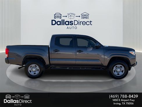 Used 2017 Toyota Tacoma SR w/ SR Convenience Package image 5