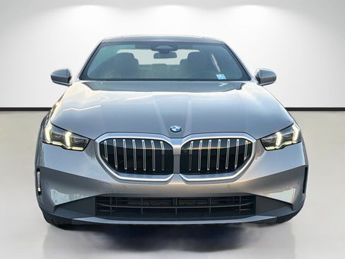 New 2027 BMW 530i xDrive w/ Premium Package AWD/4WD image 8