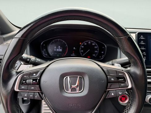 Used 2022 Honda Accord Sport image 18
