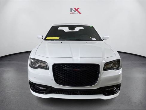 Used 2023 Chrysler 300 S w/ Comfort Group image 2