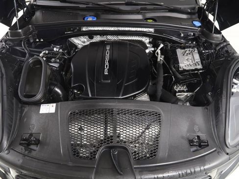 Used 2019 Porsche Macan AWD/4WD image 54
