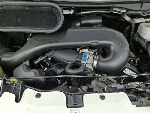 Used 2018 Ford Transit 250 148 Low Roof RWD image 29