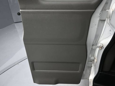 Used 2014 Chevrolet Express 3500 LS RWD image 31
