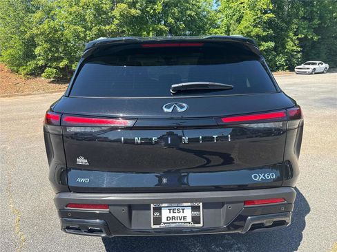 Certified 2025 INFINITI QX60 Luxe AWD/4WD image 7
