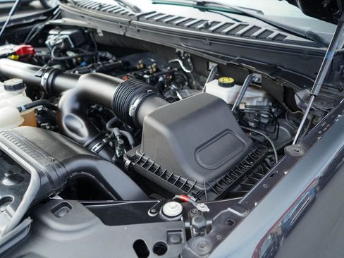 Used 2024 Ford Expedition Max XLT image 37