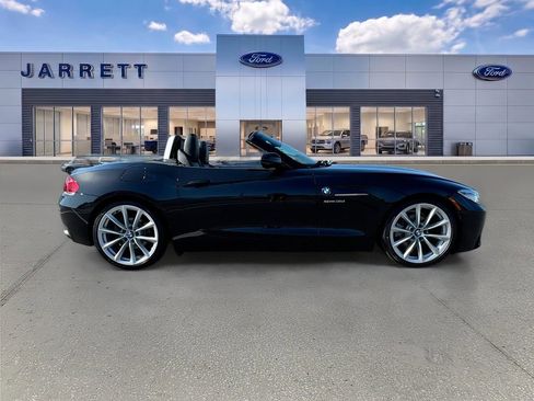 Used 2015 BMW Z4 sDrive35i RWD image 9