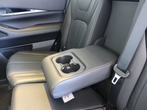 Certified 2025 INFINITI QX60 Pure AWD/4WD image 34