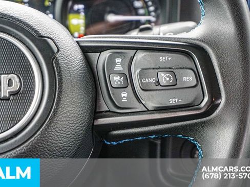 Used 2024 Jeep Wrangler Unlimited Rubicon 4xe AWD/4WD image 31