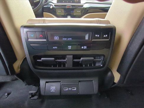 Certified 2023 Acura MDX FWD image 17