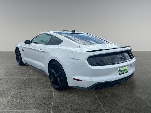 Used 2021 Ford Mustang GT Premium RWD image 8