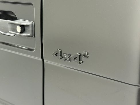 Used 2018 Mercedes-Benz G 550 Squared image 20